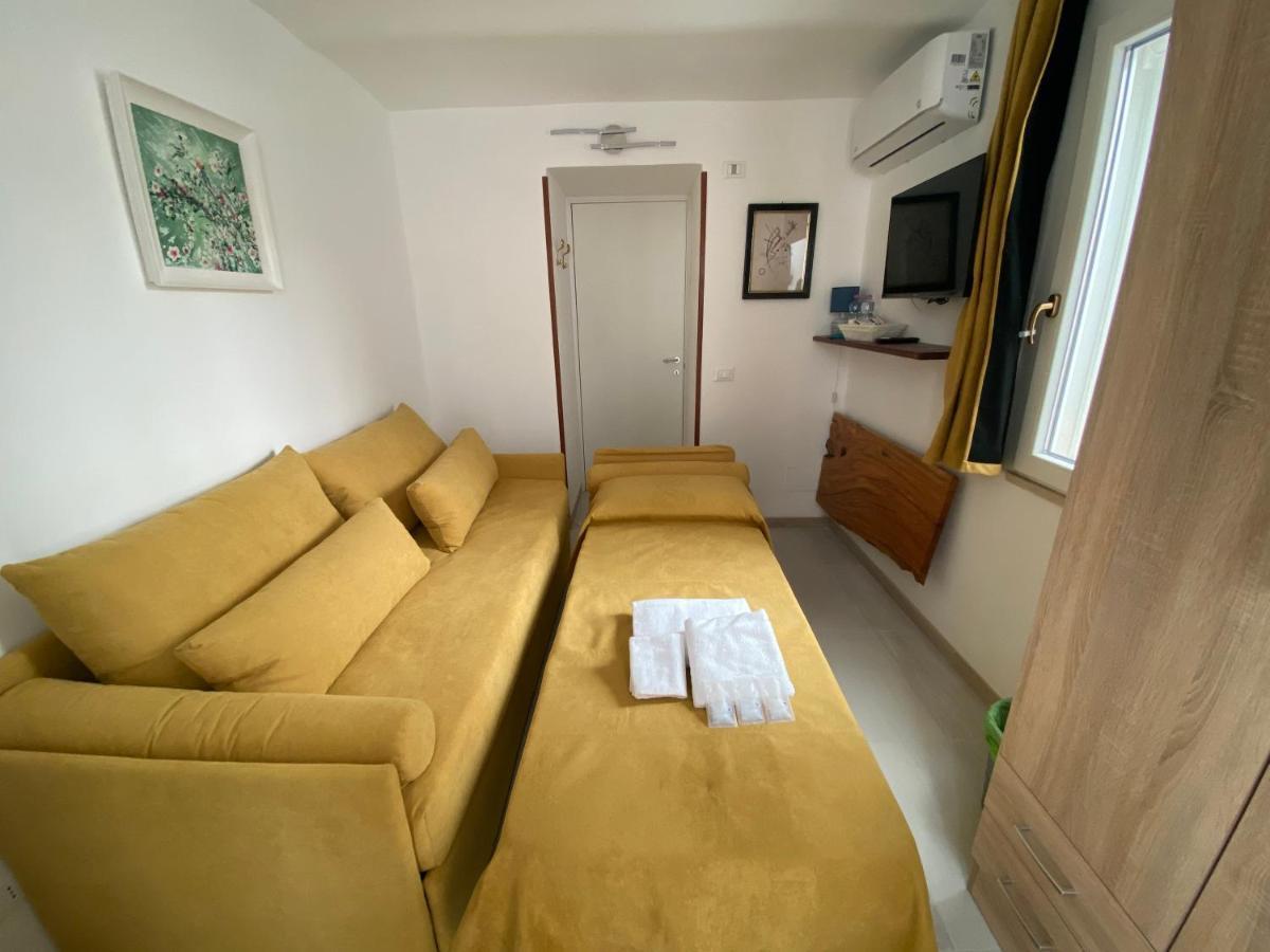 Touristhouse Monopoli 10 Bed & Breakfast Dış mekan fotoğraf