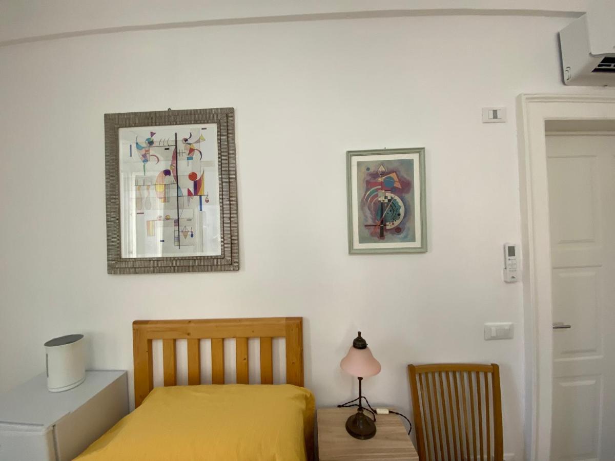 Touristhouse Monopoli 10 Bed & Breakfast Dış mekan fotoğraf